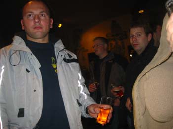 100-0024_IMG