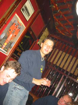 100-0045_IMG